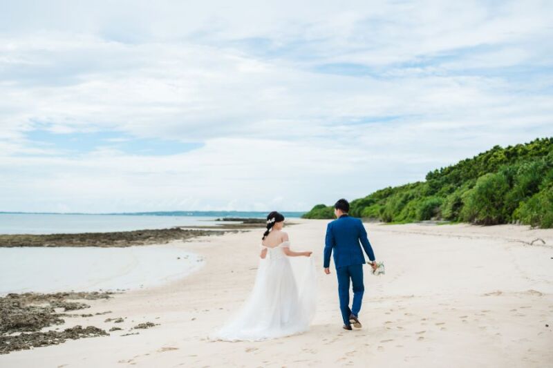 Aラインドレス in MIYAKO BEACH