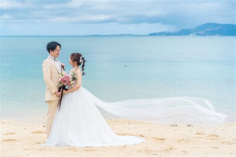 何気ない瞬間まで、全部思い出に。フォトグラファーISASHIのご紹介