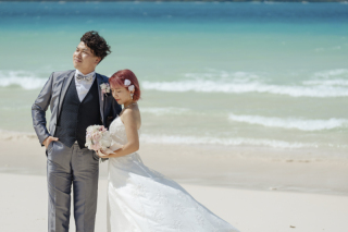 宮古島青が輝くビーチフォト！