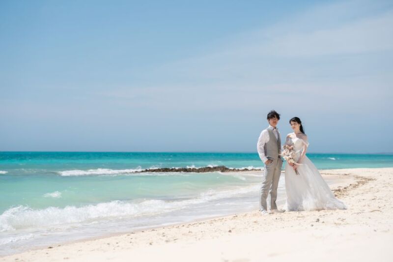Aラインドレス in MIYAKO BEACH