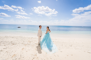 プライベート感あふれるビーチと一番人気のミラージュチャペル!!