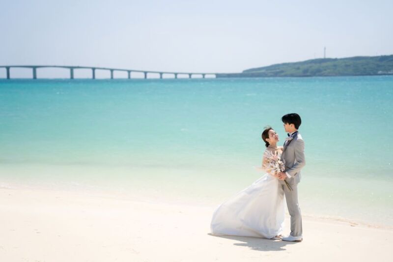 Aラインドレス in MIYAKO BEACH