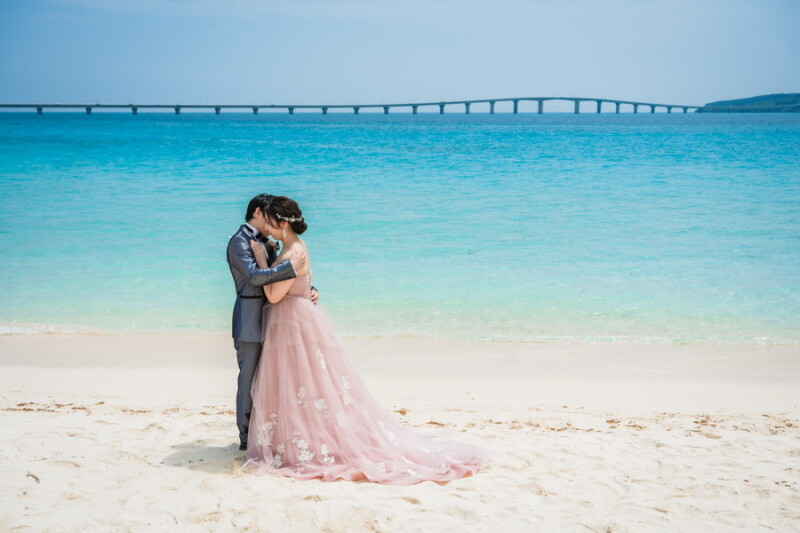 \お客様の声から誕生!/ビーチでドレス2着で着れるフォトプラン♬