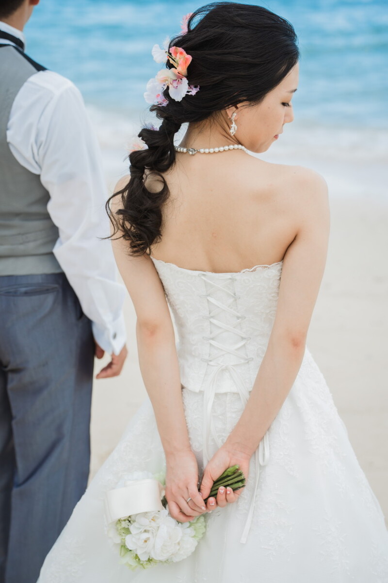 ＼おしゃれ花嫁さん必見♡／宮古島フォトウェディングにぴったりな編みおろしヘア特集