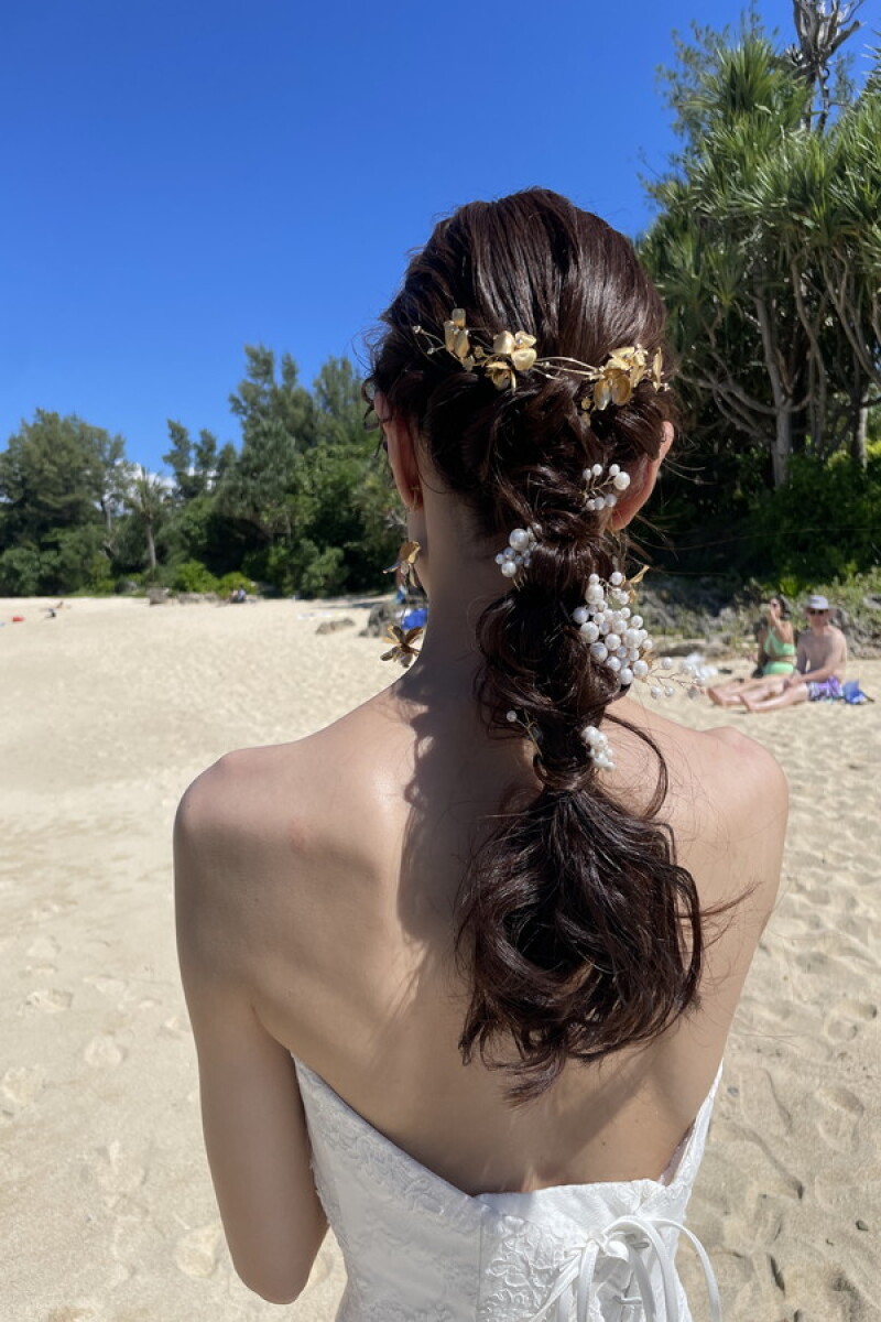 ＼おしゃれ花嫁さん必見♡／宮古島フォトウェディングにぴったりな編みおろしヘア特集