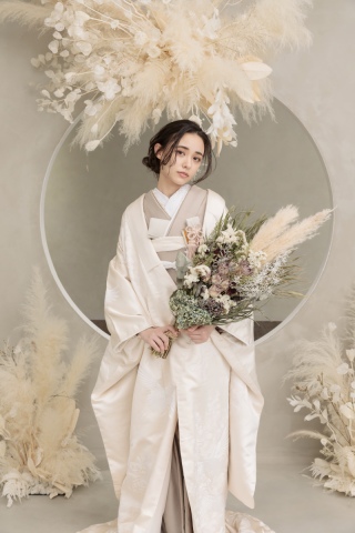 人気のくすみカラー和装