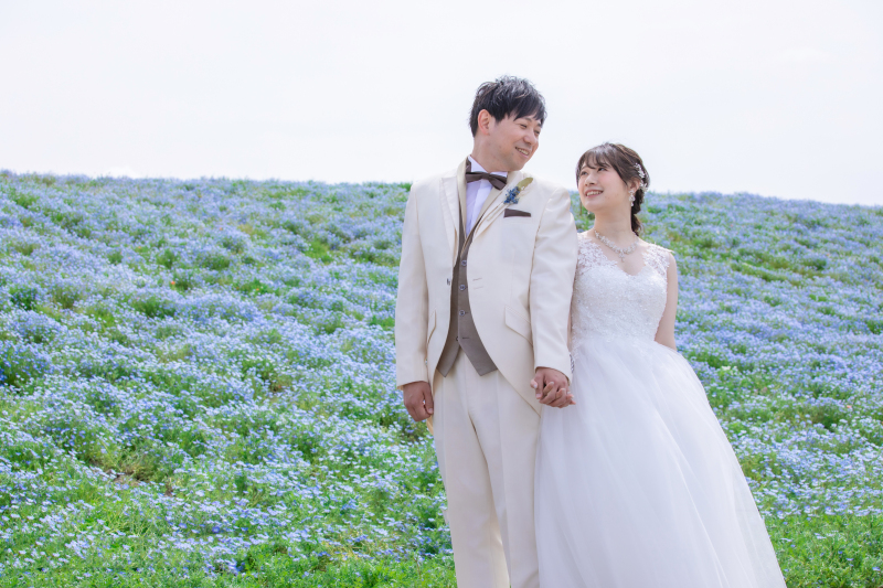 たくさんのネモフィラに囲まれて&hellip;♡