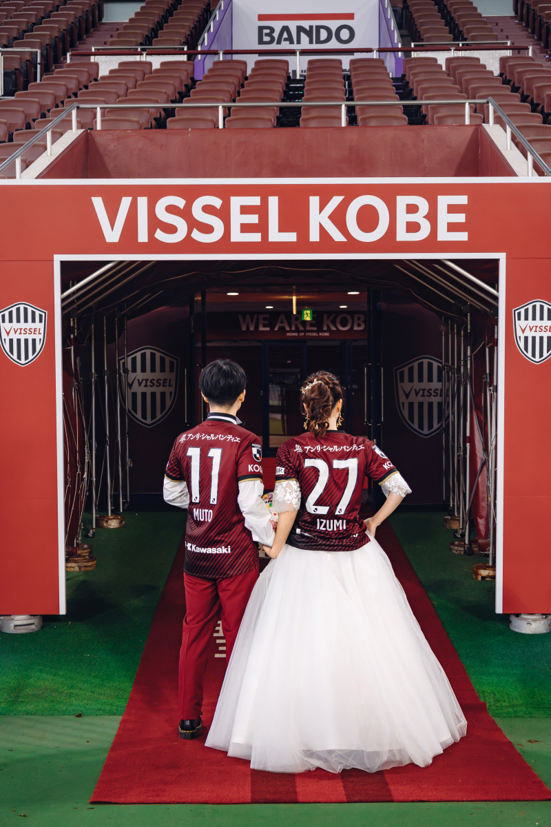 ドレスが映える。外ロケーションで残す洋装フォトウエディング・バックショット特集