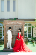 圧倒的な存在感を放つ赤ドレス♪