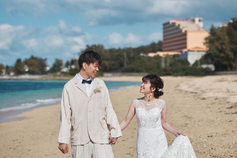 春の光に透ける美しさ。ロケーションフォトを彩るおすすめのスタイリング