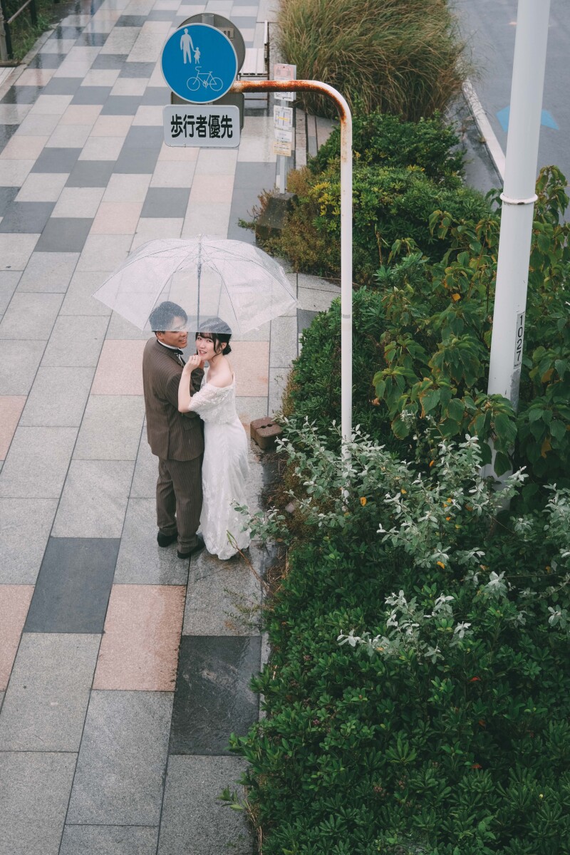 雨の日に撮るウェディングフォト