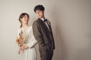 1月・2月ご成約特典 【オプション洋装スタジオ撮影無料】