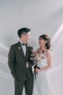 スタジオで撮る洋装ウェディングフォト