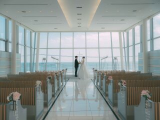 湘南の海とチャペルを背景に！≪鎌倉プリンスホテル≫