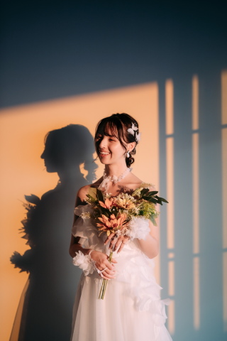 自然光の美しいスタジオで撮るウエディングフォト!!