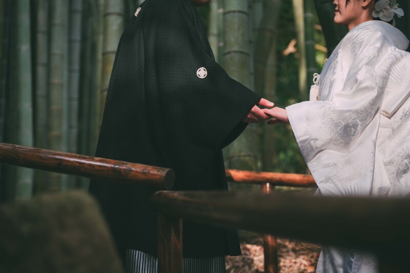 桜と竹林が味わえる【春の報国寺】