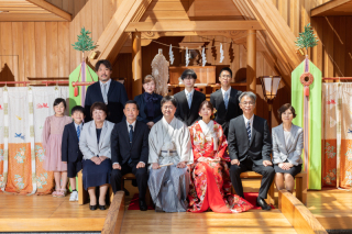 ＼ご家族と愉しむフォトウエディング／天窓神殿で陽光満ちる和装フォト♪