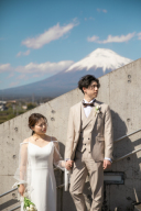 雪の富士山×ウェディングフォト！前撮りにもおすすめ♪