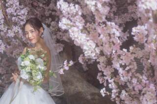 秋らしさも春らしさも同時に撮影頂ける駅前スタジオ♪