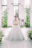 豊富な衣裳が館内にズラリ！サロンで心ゆくまでご確認頂けます