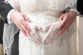 お腹のお子様と一緒に!マタニティウェディングの魅力♪