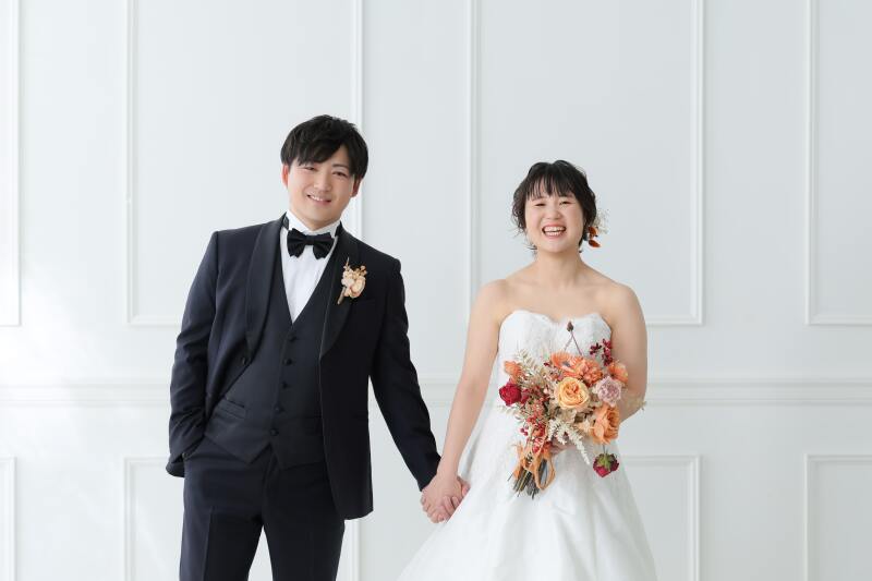 洋装でお二人らしいお写真を残しませんか？