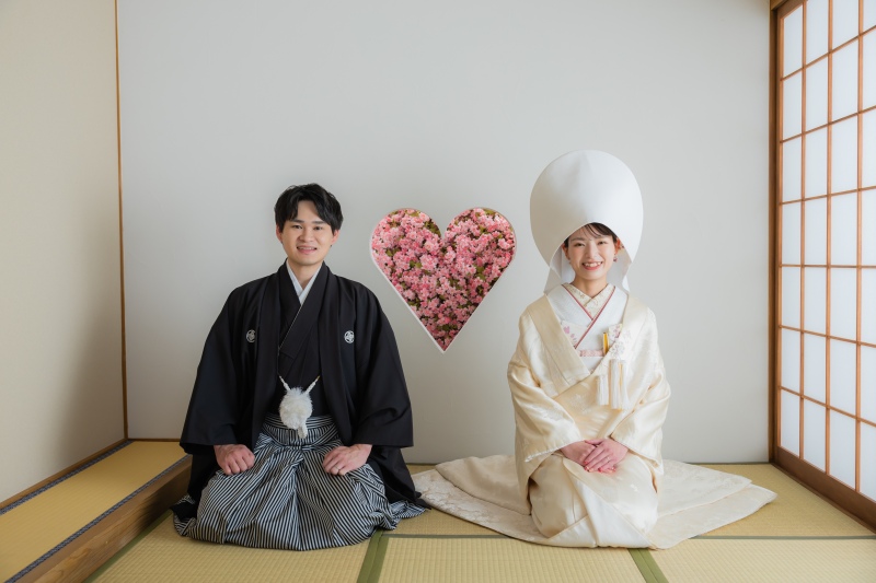 和装と洋装でスタジオ撮影