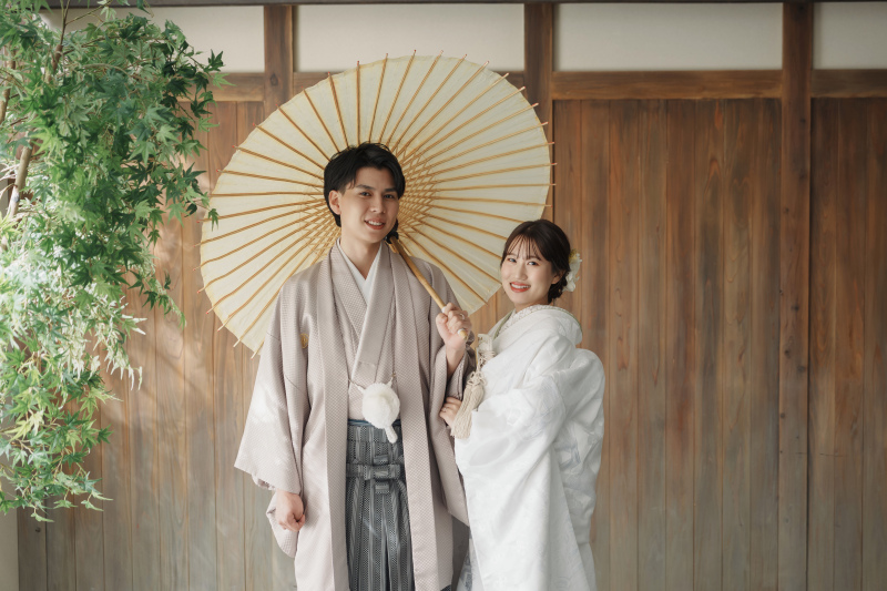 スタジオで緑やお花に囲まれて