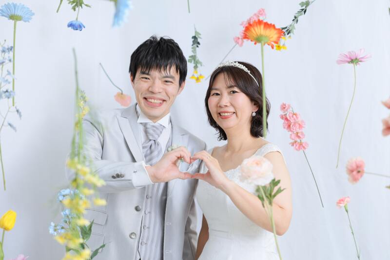 洋装でのシンプル&キュートなお写真が叶う♡洋装ハウススタジオ