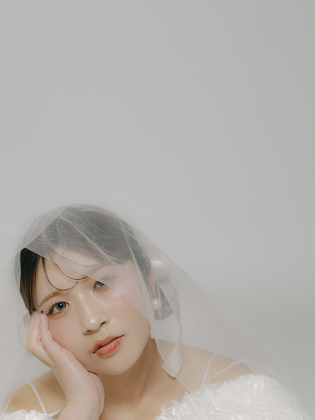 白