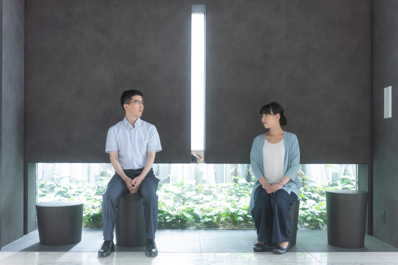 屋内庭園で外のような撮影を。