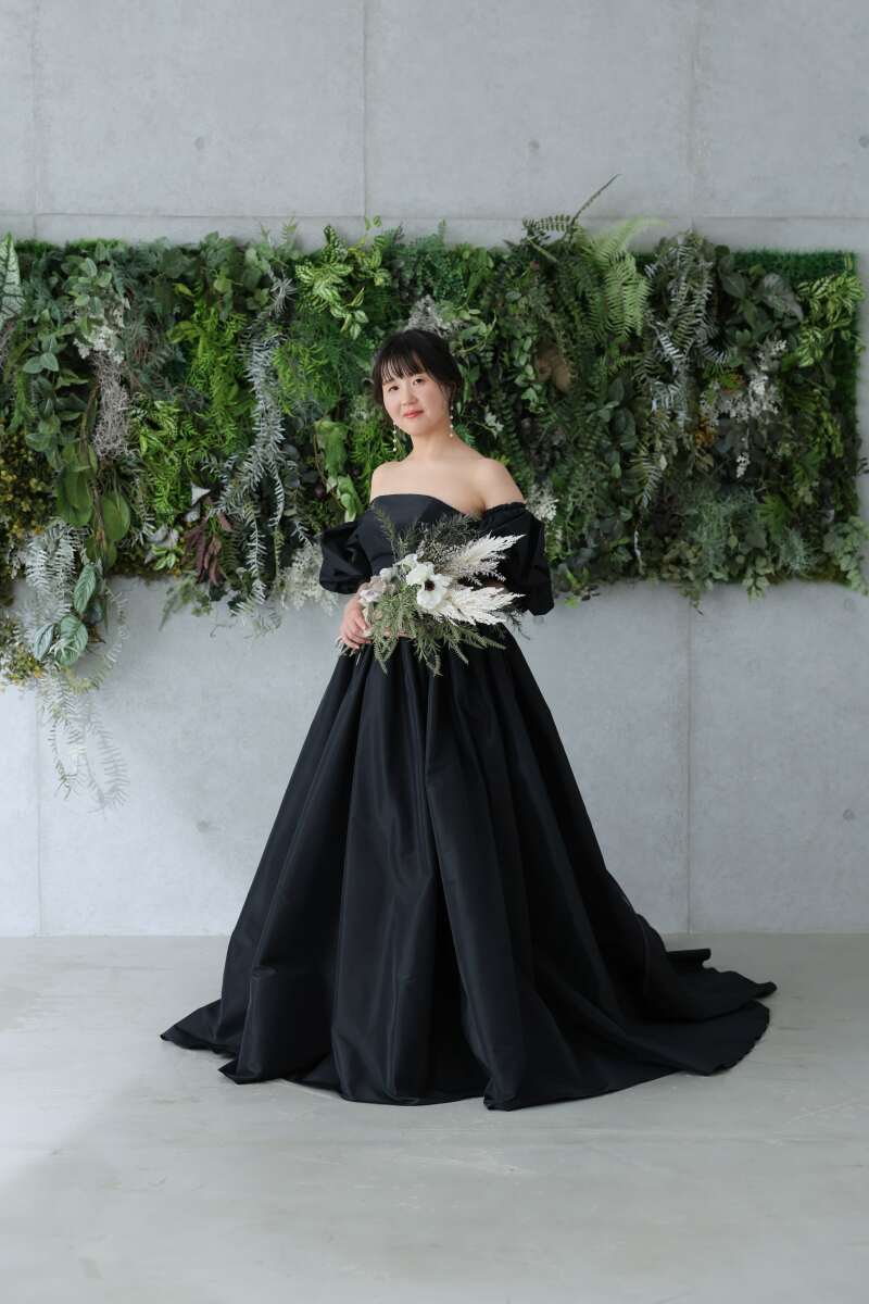 洋装でお二人らしいお写真を残しませんか？