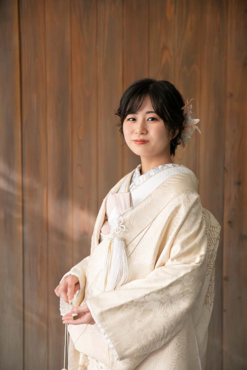 色打掛と白無垢の２着を着ちゃいませんか？