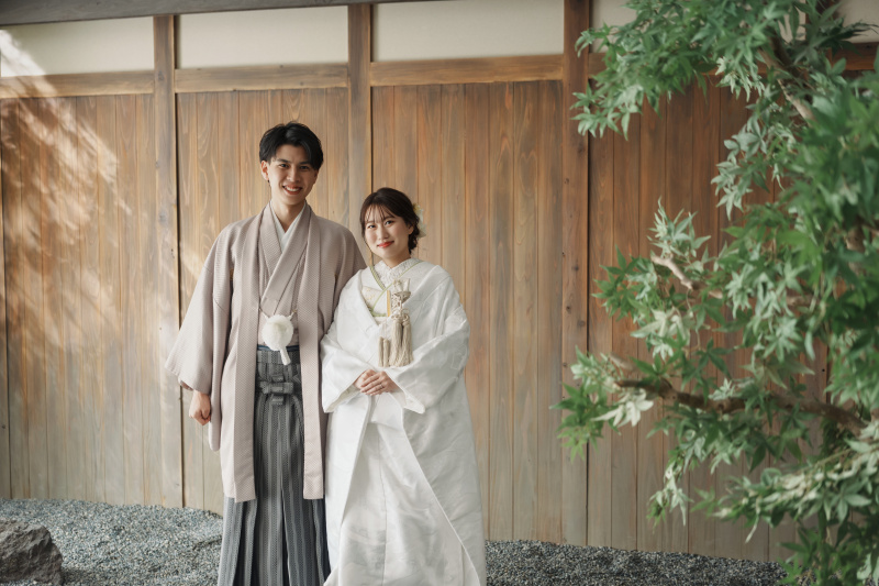 スタジオで緑やお花に囲まれて