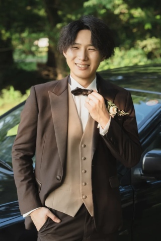 主役はご新婦様だけじゃない！ご新郎様衣装のタキシードをご紹介