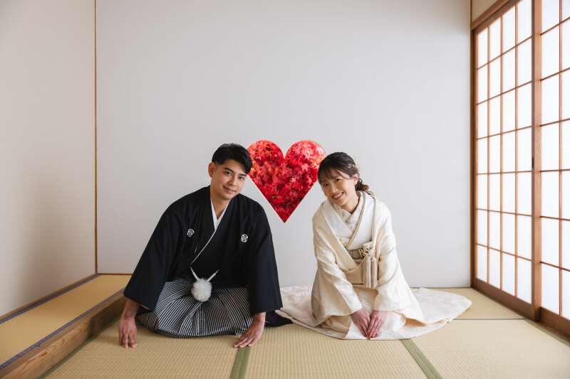 小物と一緒にお二人らしく！