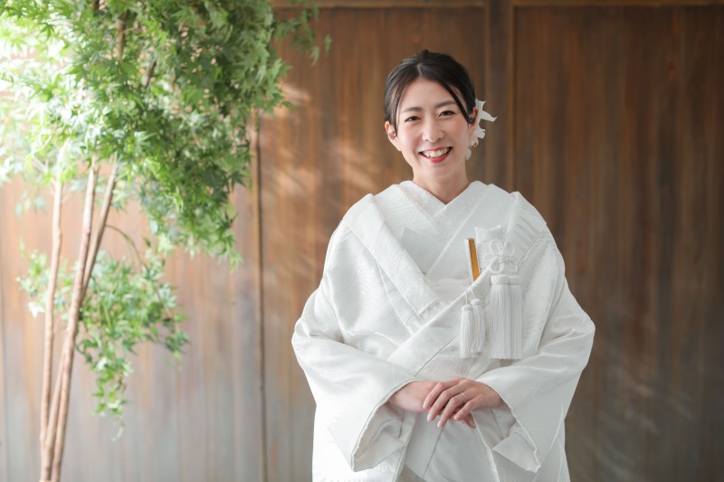 屋内庭園と洋装スタジオPLUS＋で欲張りに撮影しませんか？