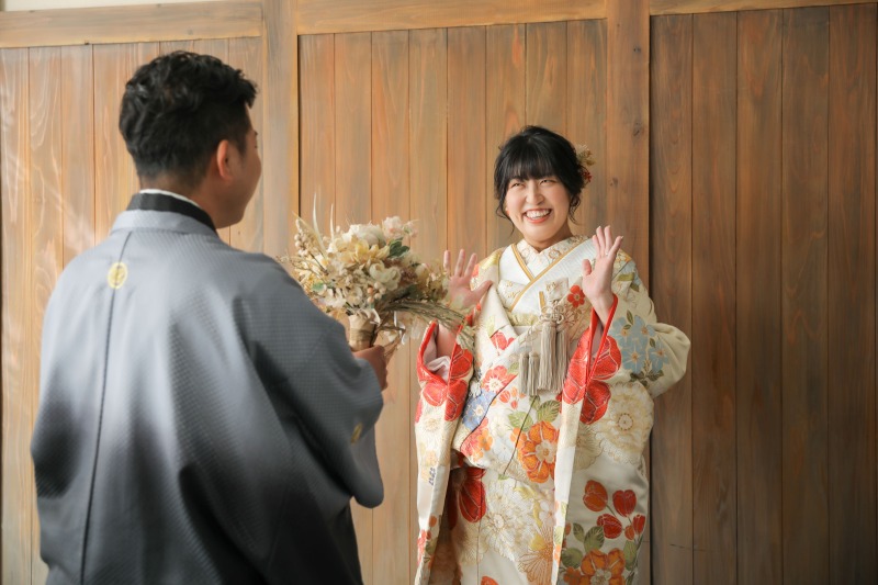 自然なお二人だけの笑顔で