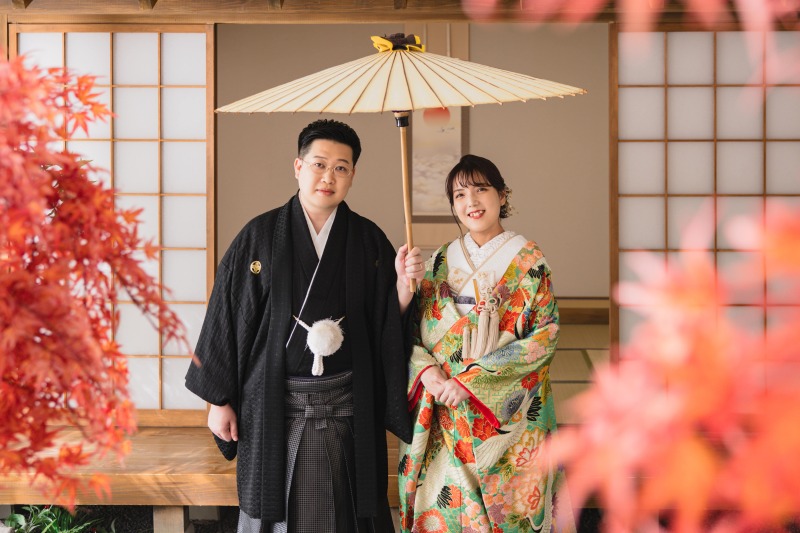 スタジオで和装も洋装もいかがでしょうか?