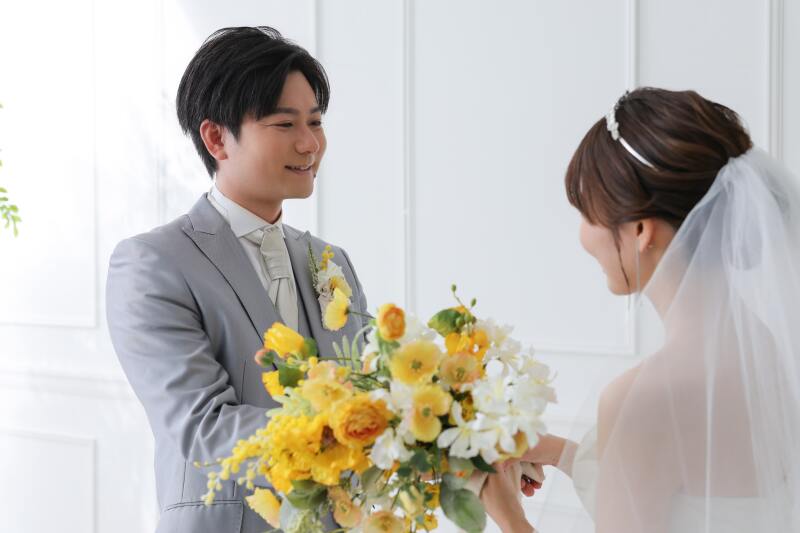 洋装でお二人らしいお写真を残しませんか？