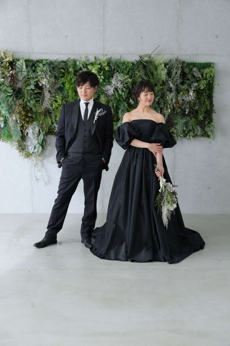 洋装でお二人らしいお写真を残しませんか？