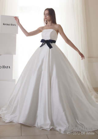 骨格診断「ストレートさん」に似合うウェディングドレス♡