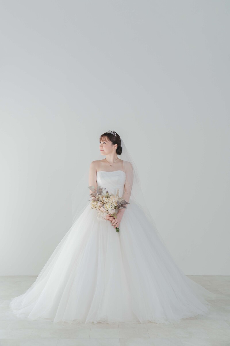 スタジオ撮影に最適のドレスラインとは？Aラインとプリンセスラインの魅力