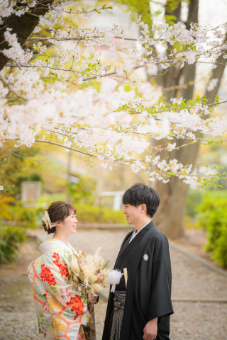 来春に向けて桜とのお写真撮影のご紹介でございます！