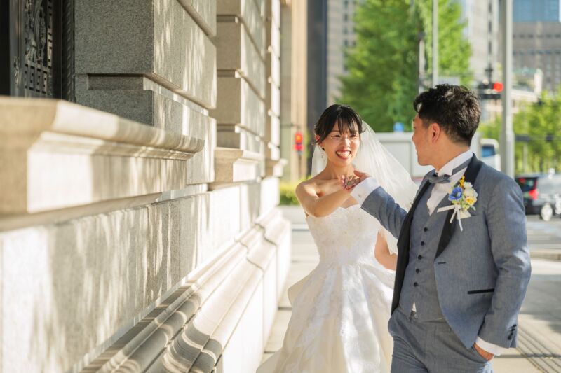 あなたはどちら派？東京駅・丸の内の昼夜定番ショット