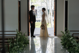 チャペルで叶える、絵になる3カット