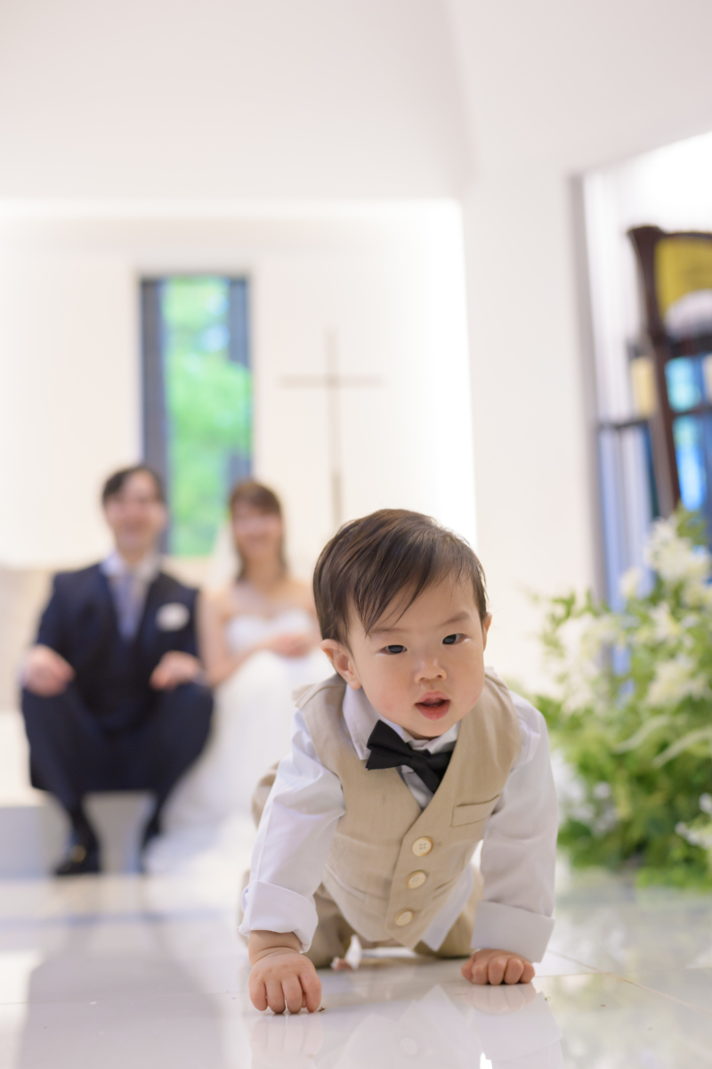 お子様・ご両親・ご兄弟と♪ チャペルで叶えるファミリーフォト