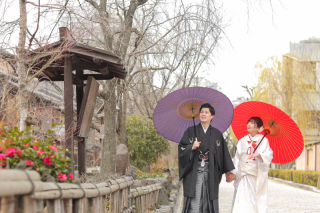 写真を一層華やかに☆番傘撮影