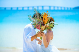 トレンドを意識したナチュラルなブーケ、あります!