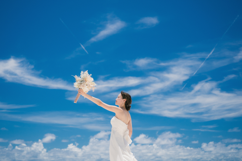 【青空ビーチフォト】真っ青な真夏の空！【7月撮影】